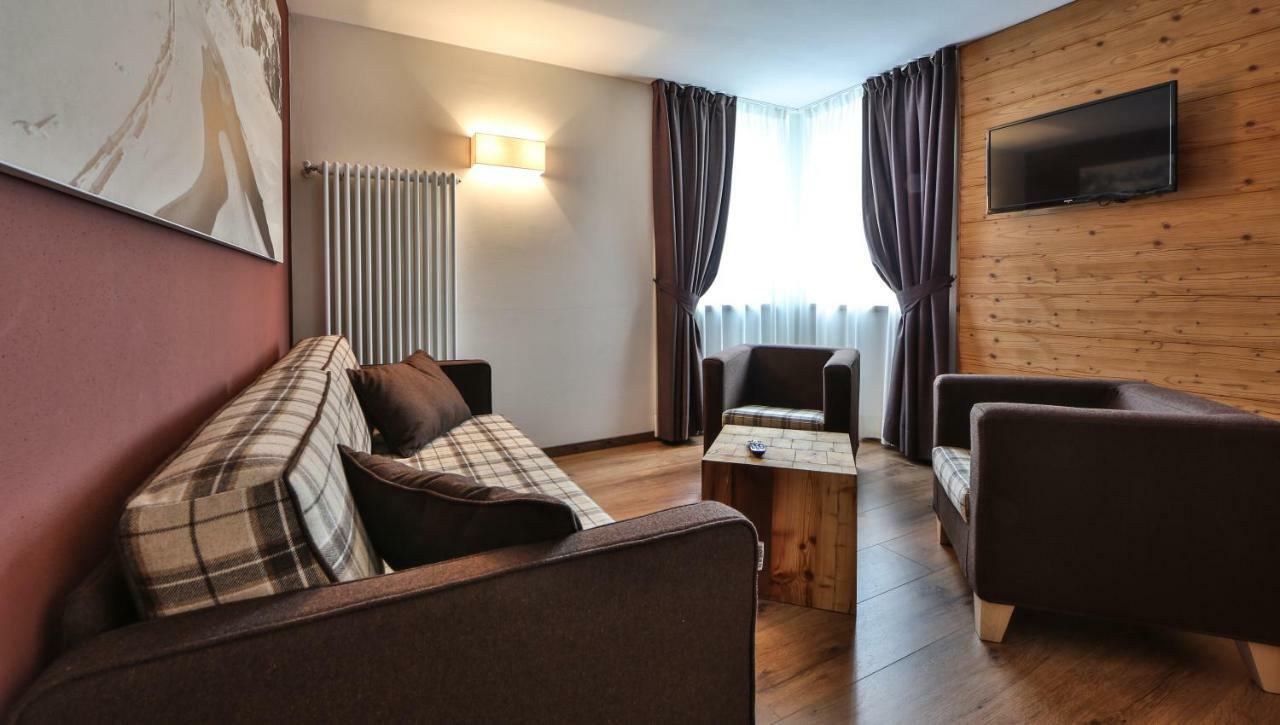Sassdei My Active Suite Hotel Andalo Bagian luar foto